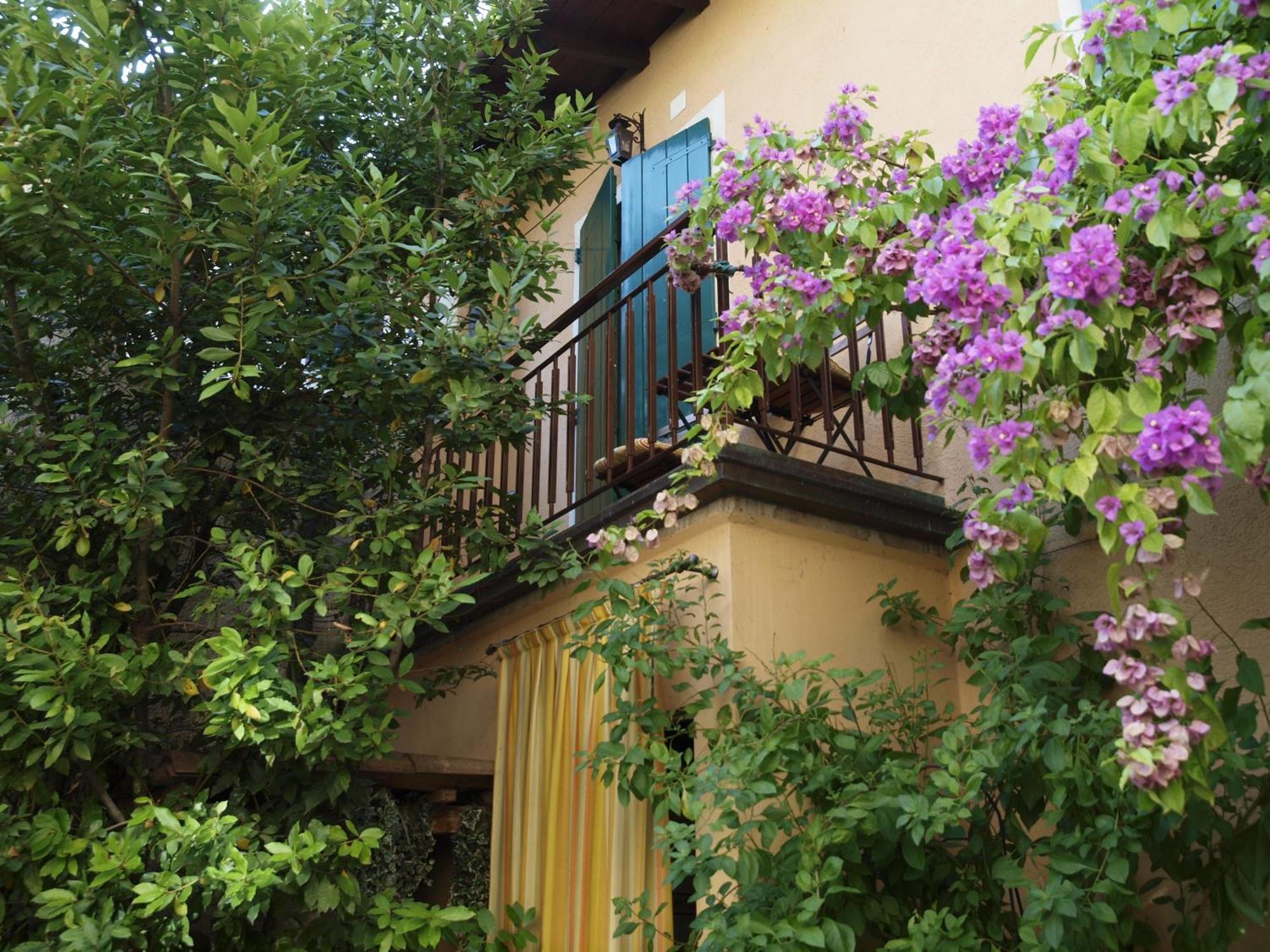 Hotel San Filis San Felice del Benaco Exteriör bild